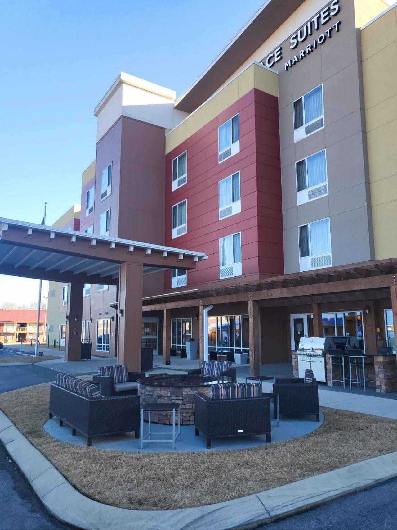 Towneplace Suites By Marriott Cleveland Eksteriør bilde