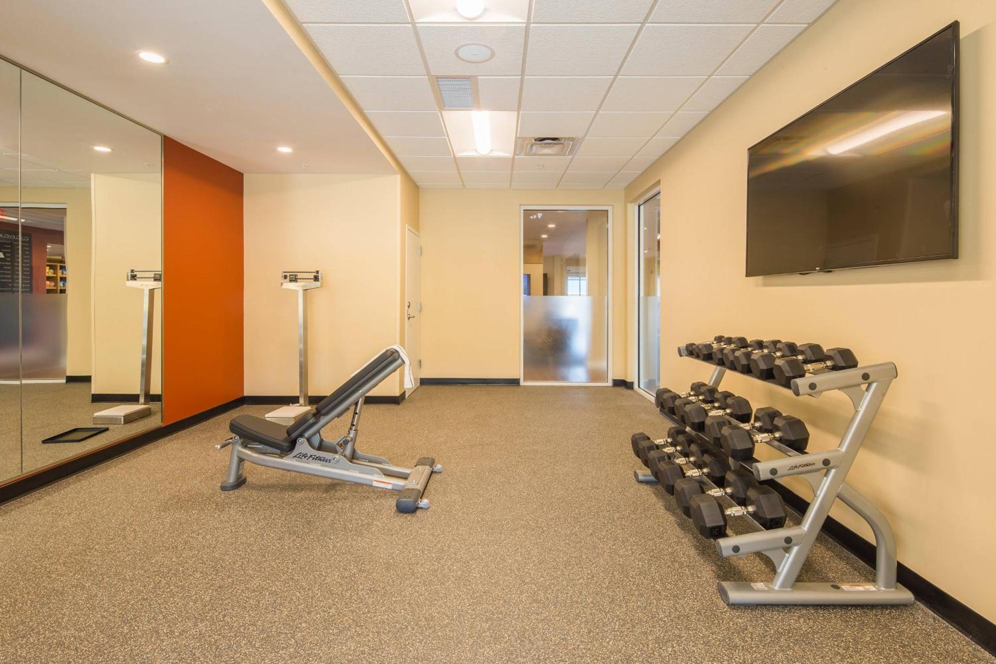 Towneplace Suites By Marriott Cleveland Eksteriør bilde