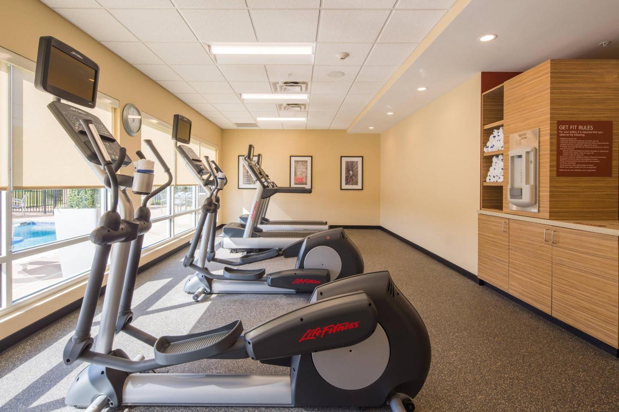 Towneplace Suites By Marriott Cleveland Eksteriør bilde